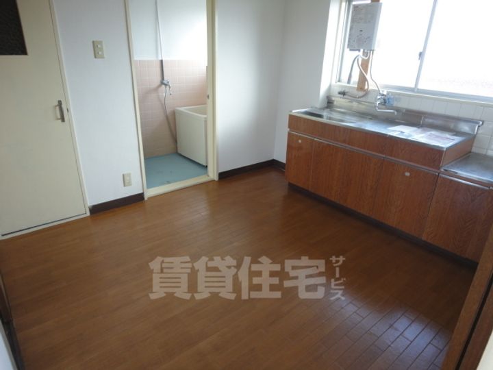 大阪府摂津市鳥飼下3(マンション)の賃貸物件の居間