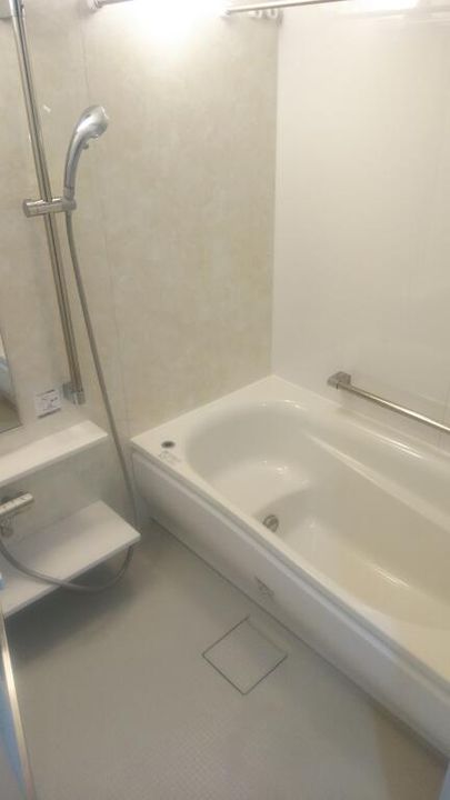 ローレルスクエア健都ザ・レジデンスIIの風呂