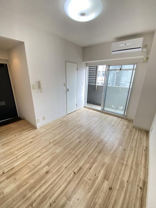 大阪府大阪市淀川区東三国1(マンション)の賃貸物件の居間