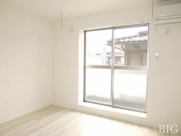 カルフェの居間