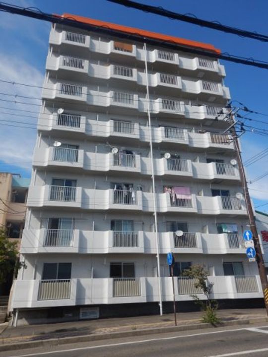 サニービルの外観