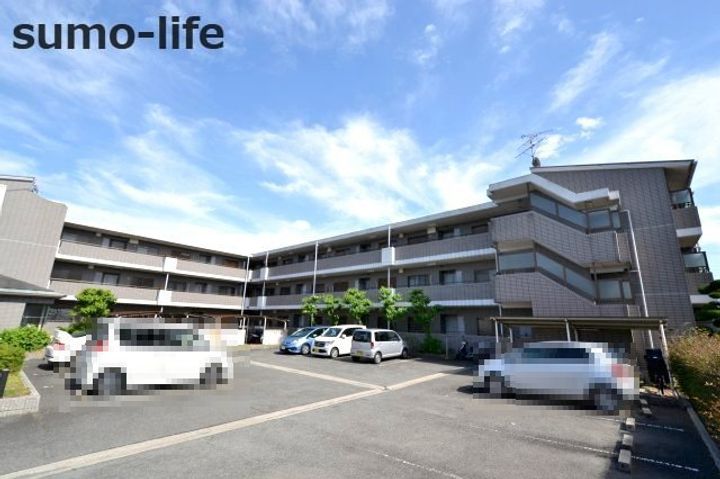 ランスロットファミールの外観