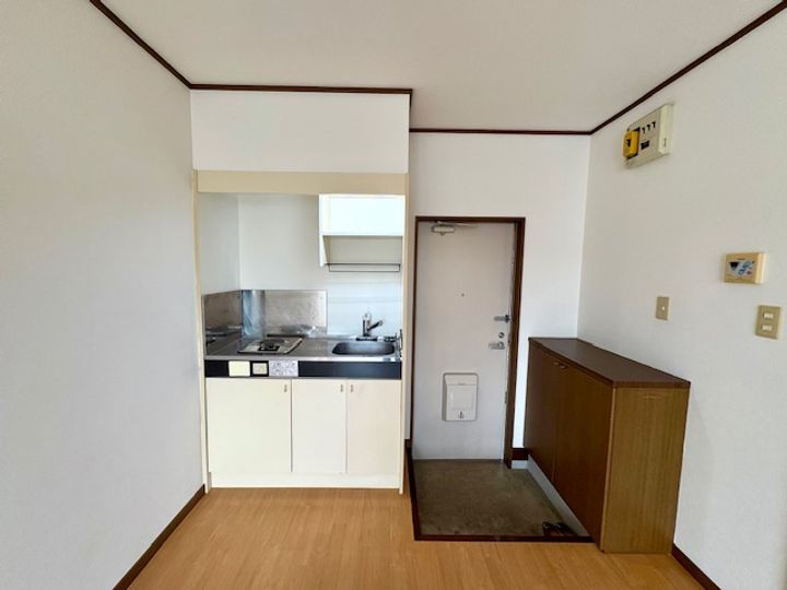 クレスト磯子第3の玄関