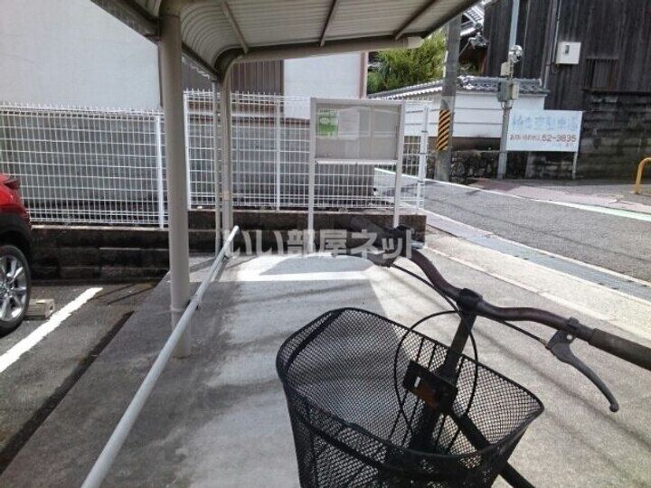 大阪府河内長野市楠町東(アパート)の賃貸物件の地図