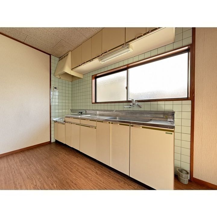 静岡県沼津市松長(一戸建)の賃貸物件のキッチン