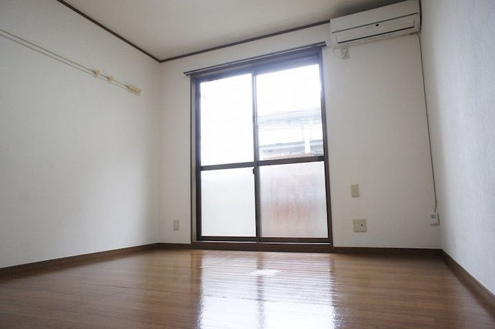 ベストハイツBの居間