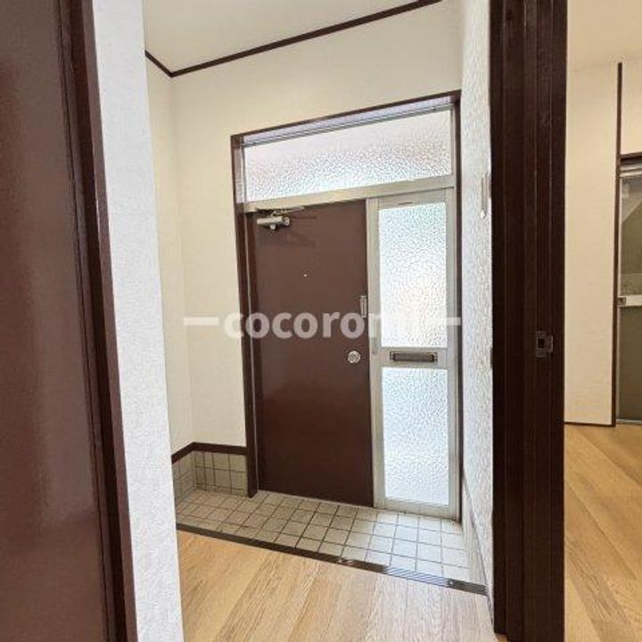 大阪府枚方市茄子作2(一戸建)の賃貸物件の玄関