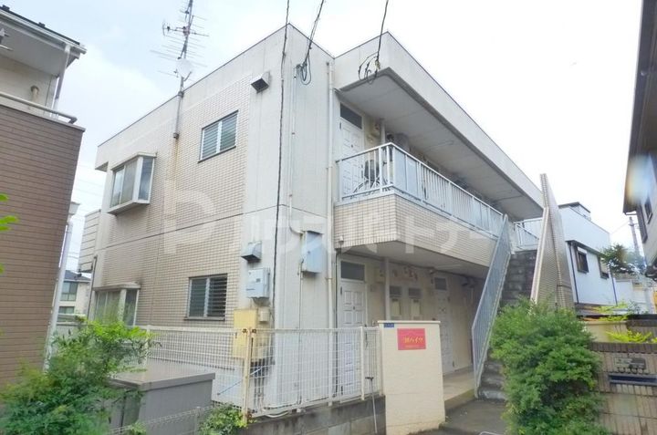 三田ハイツの外観
