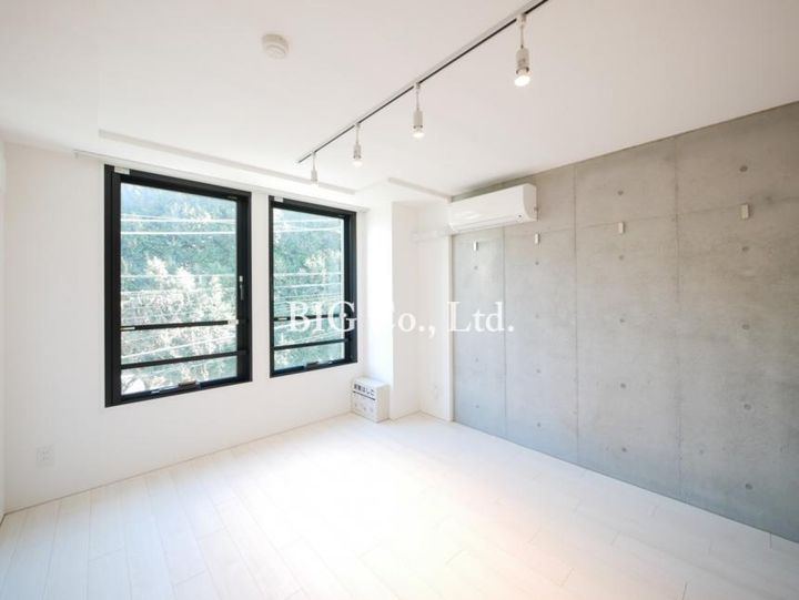 アレーロ駒場東大前の居間