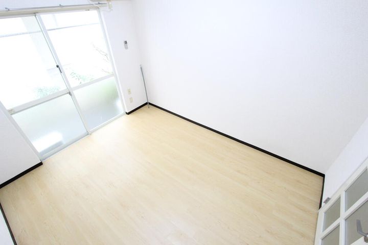ピアコート柏木Bの居間