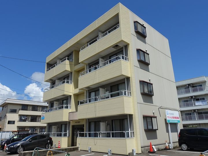 パセオ花月の外観