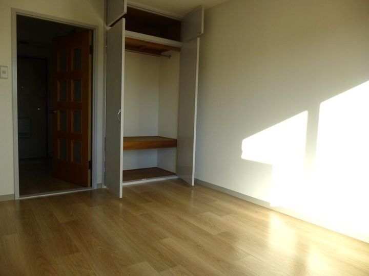 ハイツコグチの居間