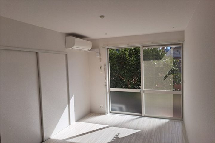 グリーンハウスの居間