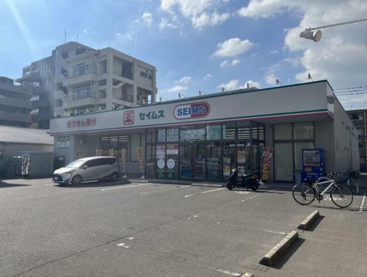 グランデージ上荒田の周辺