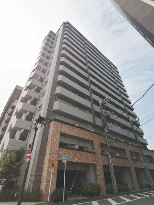 スプランディッド難波の外観
