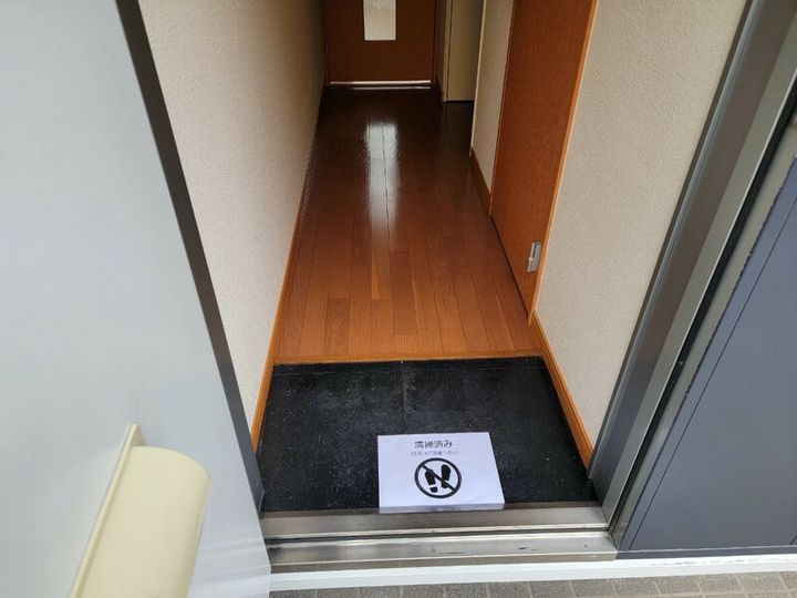 オラシオンの玄関