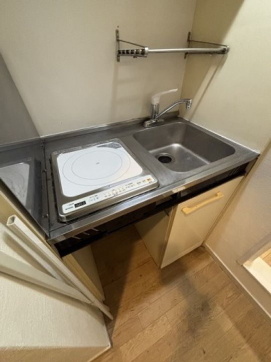 広島県広島市佐伯区五日市中央6(アパート)の賃貸物件のキッチン
