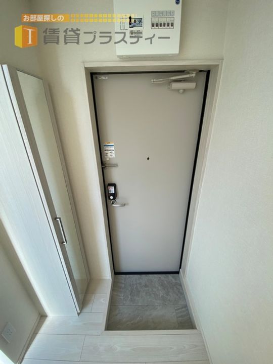 クレール瑞江の玄関
