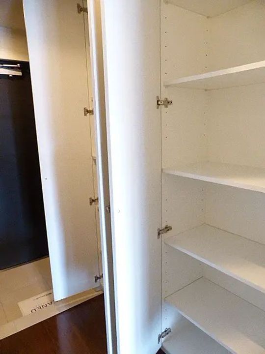 東京都港区芝4(マンション)の賃貸物件の内装