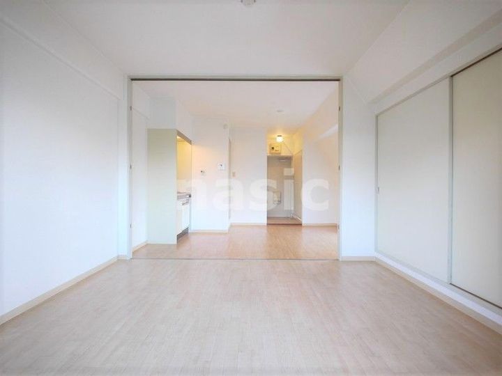 サンシティー荒江の居間