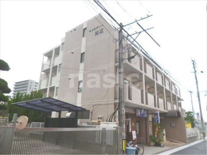 サンシティー荒江の外観