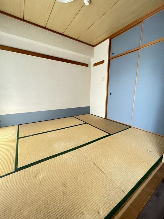 トーカンマンション泉が丘の居間