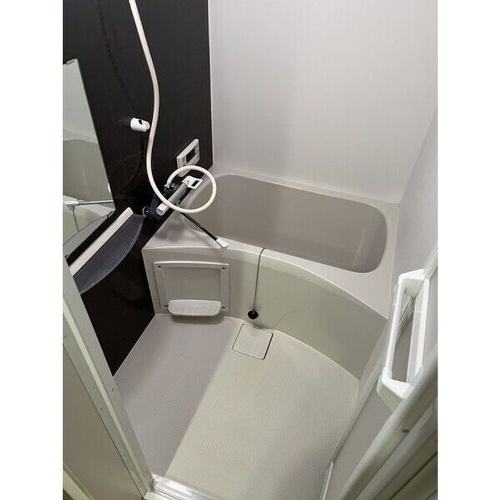 シャレイド豊田本町WESTの風呂