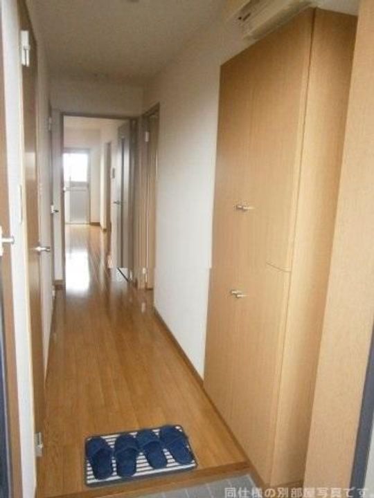 ユーミーフォルテの玄関