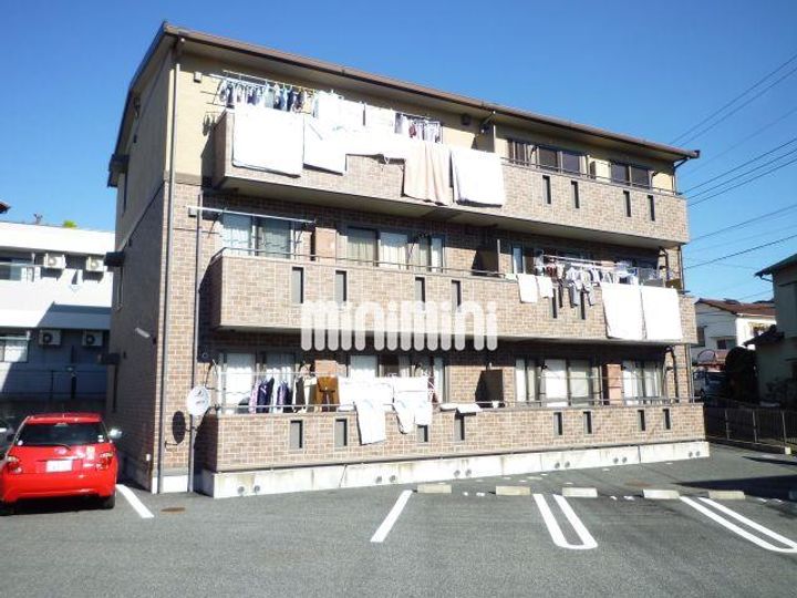 ヒルズ・加茂川IIの外観