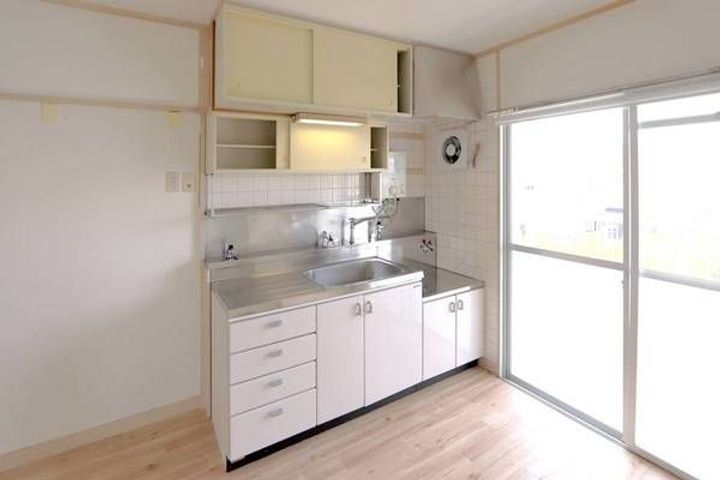 兵庫県三木市志染町西自由が丘2(マンション)の賃貸物件のキッチン