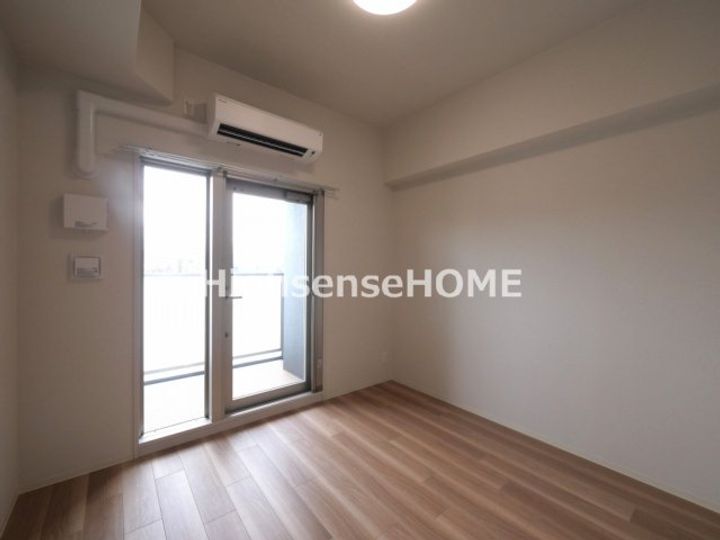 プレサンス深江橋ラヴィゲートの居間