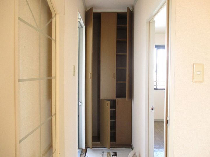 千葉県茂原市鷲巣(アパート)の賃貸物件の玄関