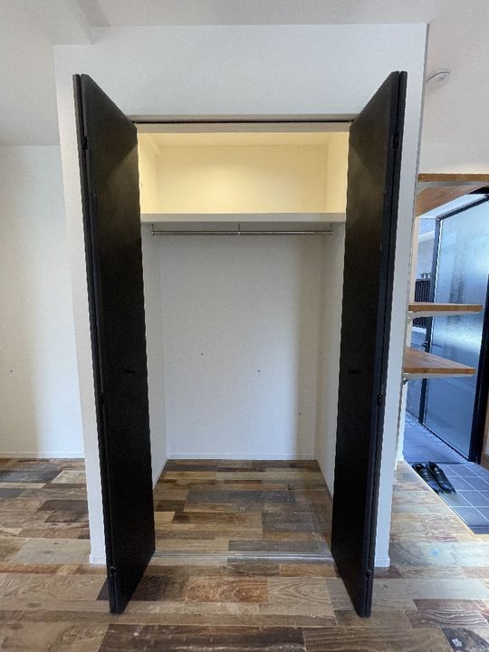 From 1st omotesandoの内装