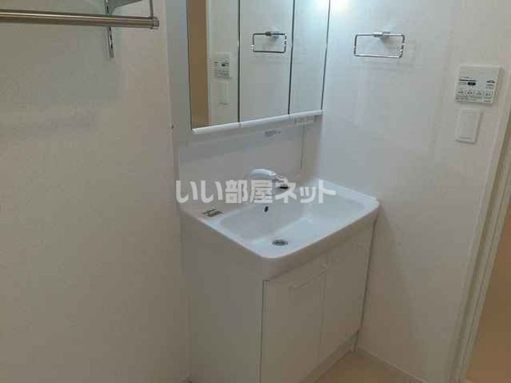 京都府久世郡久御山町島田古堤防中村(アパート)の賃貸物件の内装