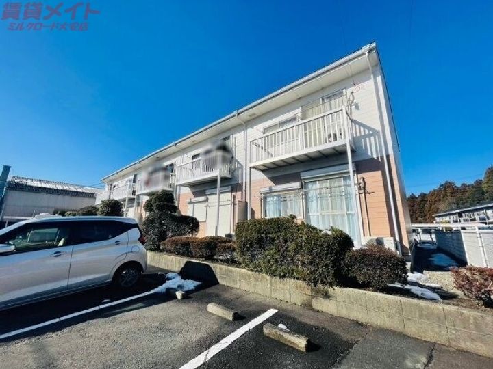 ハイツシャインAの外観