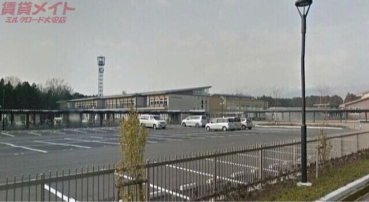 ハイツシャインAの周辺