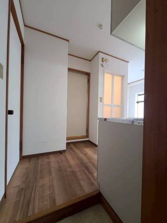 フォーライフ御影の玄関