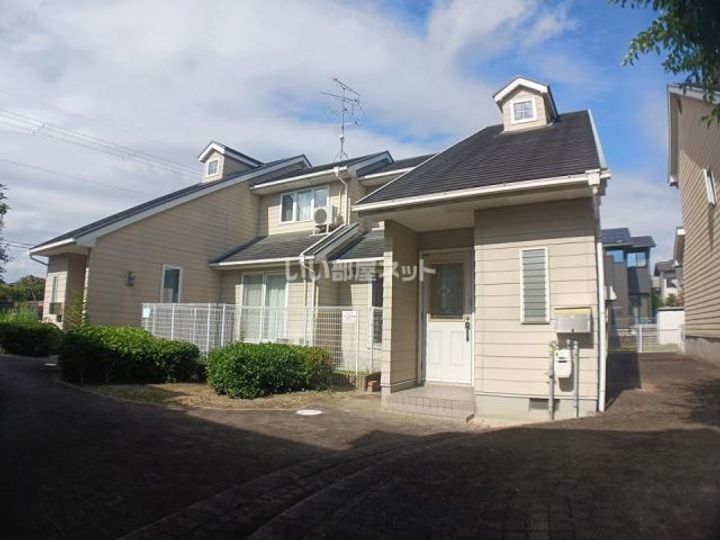 奈良県奈良市朱雀2(一戸建)の賃貸物件の外観