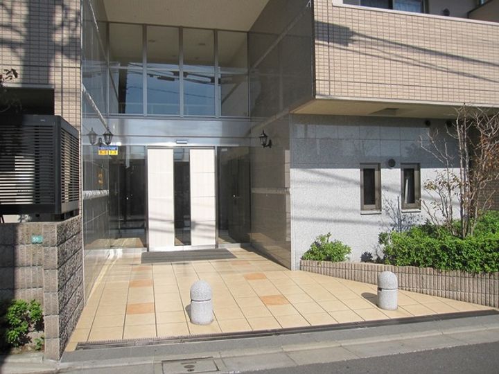 グランハイツ東中野の地図