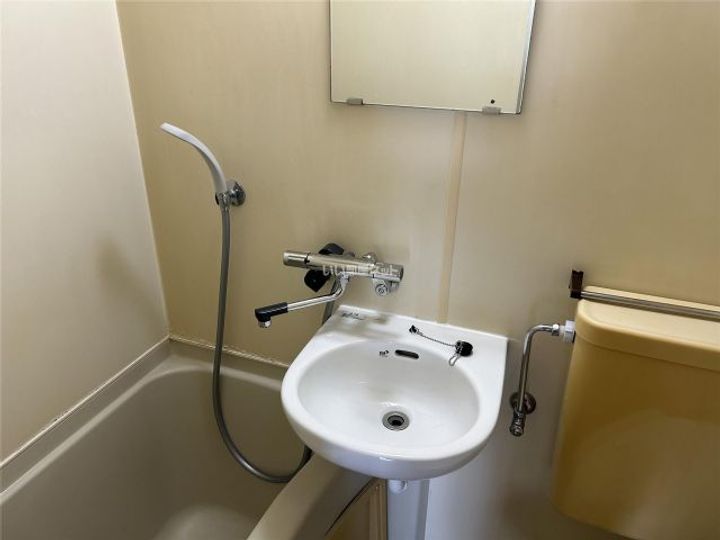 コート玉藻の内装