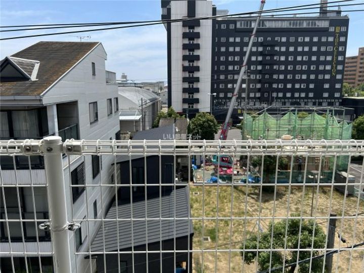 コート玉藻の内装