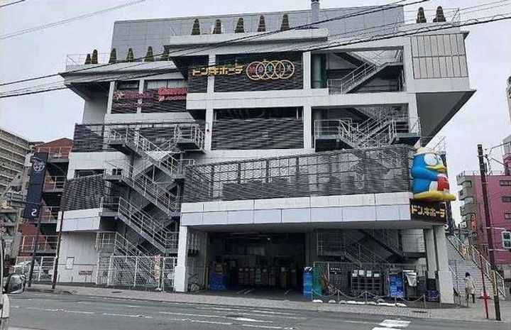 サンセレヴェ橋本の周辺