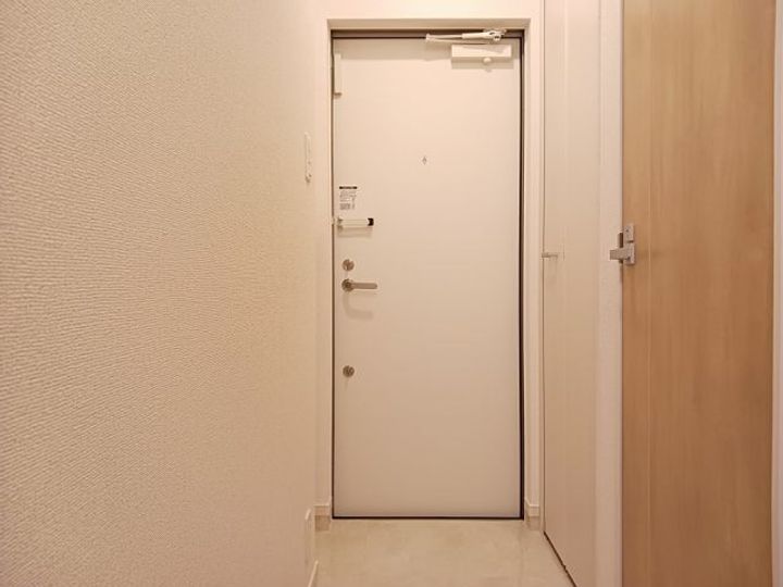 大阪府堺市東区日置荘西町2(アパート)の賃貸物件の玄関