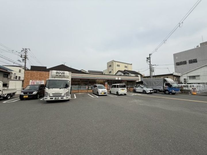 グリーンプラザの周辺