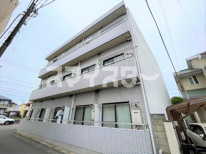 東京都小平市津田町2の賃貸マンションの外観