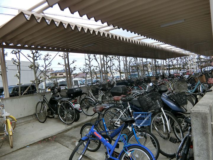 加古川鳩里団地5号棟の地図