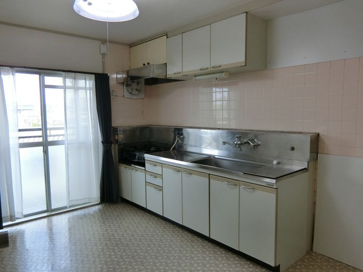 加古川鳩里団地5号棟のキッチン