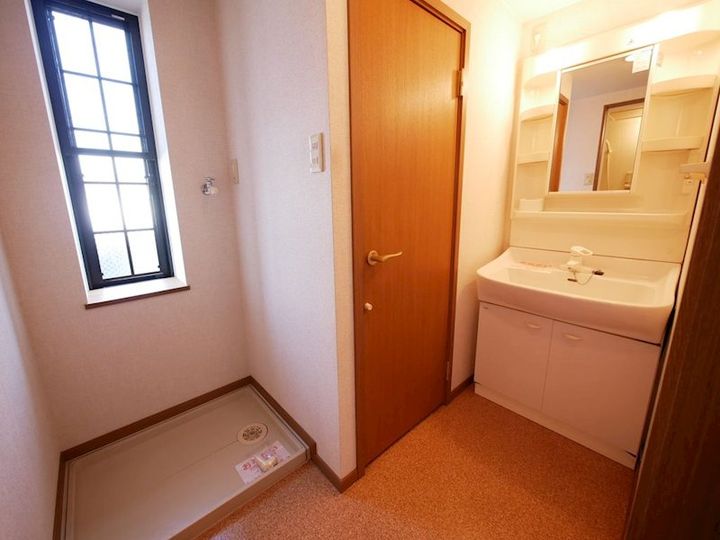 ラーディクス・Kの内装