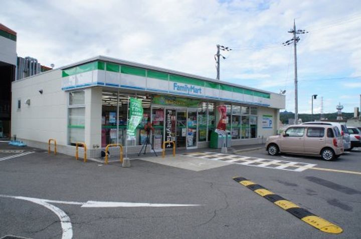 カレントガーデンの周辺