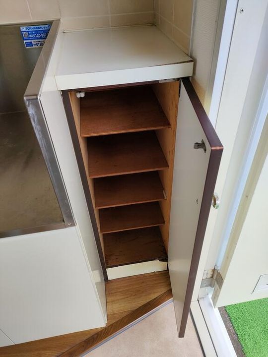 アネックスS9の玄関